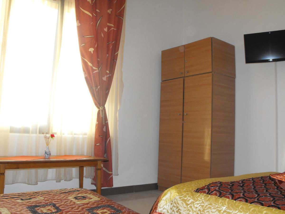 Casa Rustica Apart & Rooms Cîmpineanca المظهر الخارجي الصورة