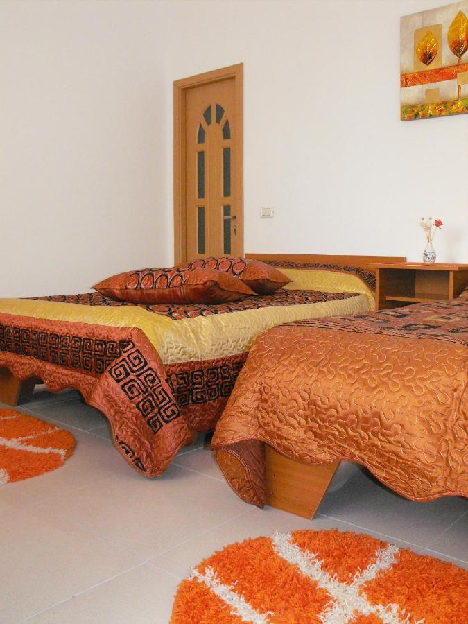 Casa Rustica Apart & Rooms Cîmpineanca المظهر الخارجي الصورة