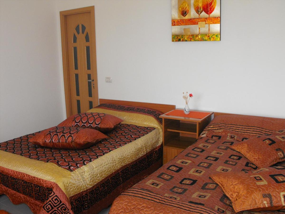 Casa Rustica Apart & Rooms Cîmpineanca المظهر الخارجي الصورة