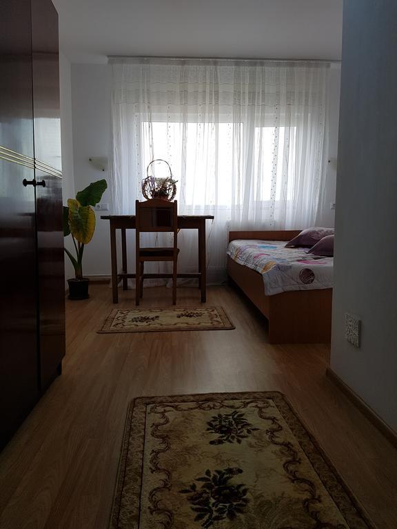 Casa Rustica Apart & Rooms Cîmpineanca المظهر الخارجي الصورة