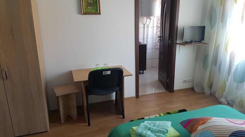 Casa Rustica Apart & Rooms Cîmpineanca المظهر الخارجي الصورة
